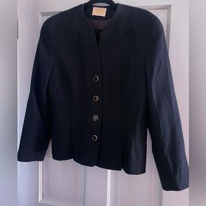 Pendleton Womens wool button front blazer jacket in black. Size 14